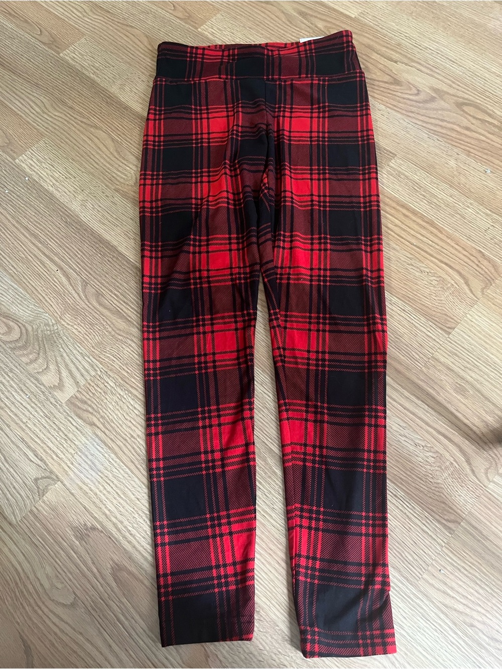 Set of 2 - ❤️ 🖤 No Boundaries leggings-  Red & Black Plaid and solid black